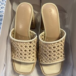 Brand new high-heel sandals!